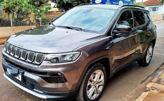 JEEP COMPASS 1.3 T270 TURBO FLEX LONGITUDE AT6